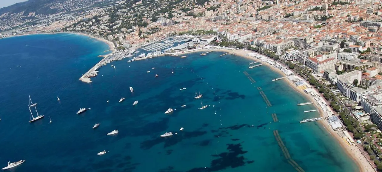Апартаменты Riviera Studio Cannes Center
